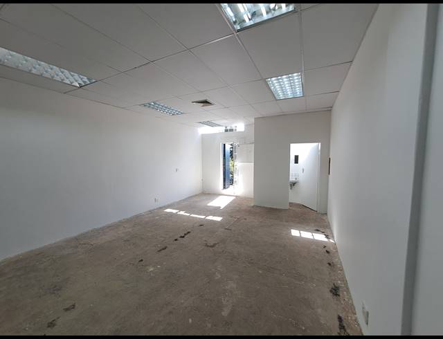 62M² OFFICE TO LET IN CRAIGHALL